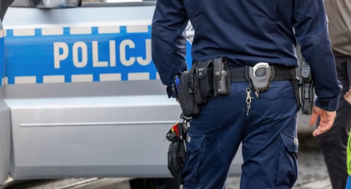 Wypadki drogowe, ragedia komendzie Wrocławiu żyje młody policjant - zdjęcie, fotografia