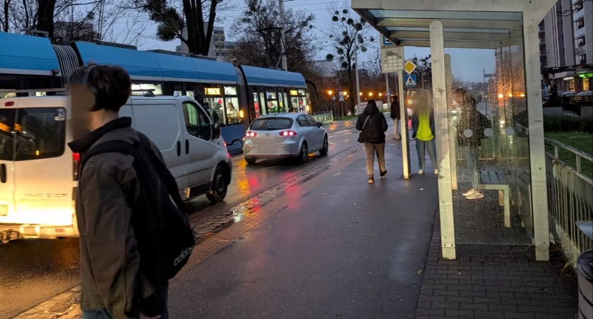 Korespondenci MPK/czytelnik 