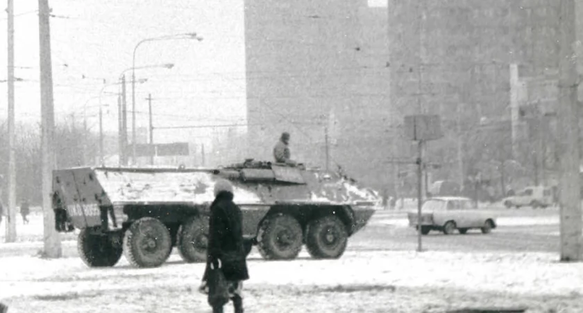 Wrocław pamięta o ofiarach. Dziś 43. rocznica wprowadzenia stanu wojennego / Fot. Archiwum Centrum Historii Zajezdnia