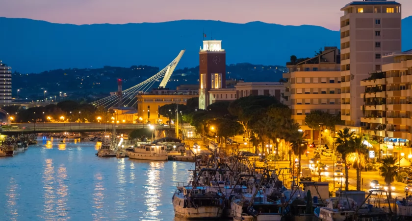 Pescara. Już od 1 czerwca dolecimy do niej z wrocławskiego lotniska. fot. Adobe Stock