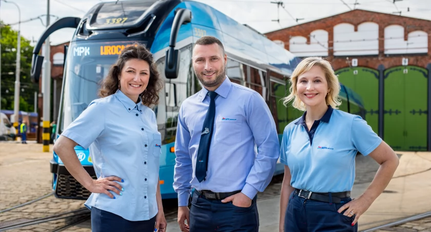 Fot. MPK. Bycie kierowcą autobusu czy motorniczym MPK daje wiele powodów do satysfakcji. 
