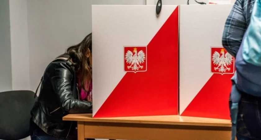 Lokale wyborcze będą czynne od godz. 7 do 21