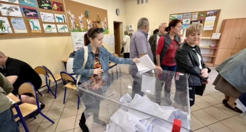Wyniki wyborów na podstawie sondaży poznamy w niedzielę o godzinie 21.00 / fot. Jakub Jurek