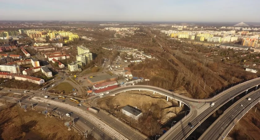 Przeznaczony do sprzedaży teren ma wielkość Placu Wolności / fot. UM Wrocławia