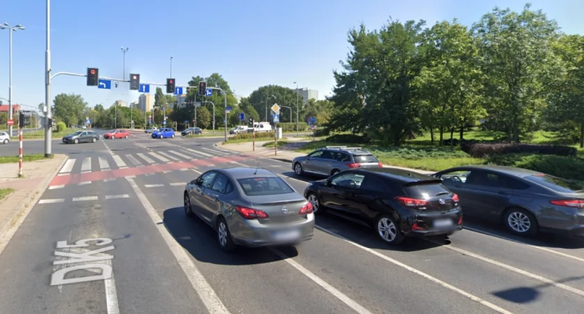 Kamery ponownie działają na tym skrzyżowaniu od lutego / fot. Google Street View
