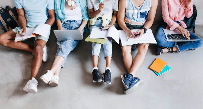 Drugi etap rekrutacji startuje w poniedziałek / fot. freepik