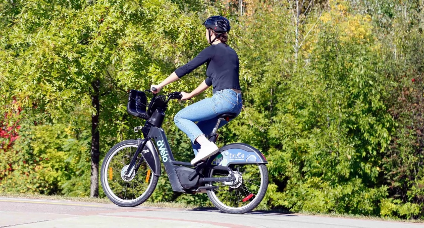 Czy to jeszcze rower, czy już motorower? / fot. Shutterstock/zdjęcie ilustracyjne