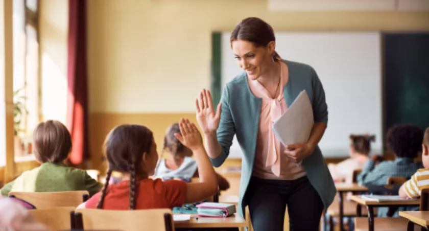Dyrektor szkoły musi być nauczycielem mianowanym lub dyplomowanym / fot istock