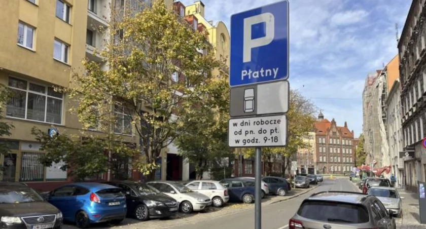 Od 11 września za miejski parking we Wrocławiu nie zapłacimy już aplikacją mPay / fot. Jakub Jurek
