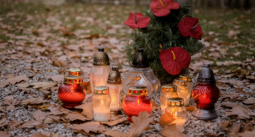 Zmarli we Wrocławiu - pogrzeby zaplanowane na 4.11.2025 – nekrologi / fot. Pexels.com