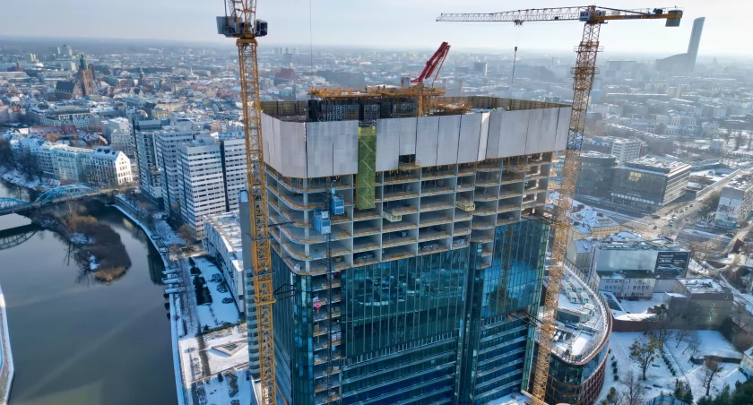 Quorum Tower ma mieć 37 pięter. 30 już jest / fot. Jakub Jurek
