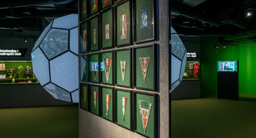 W ferie grupy mogą taniej, w pakiecie wykupić korzystanie z innych atrakcji obiektu: zwiedzania stadionu i Muzeum Śląska Wrocław wraz z wizytą na lodowisku. 