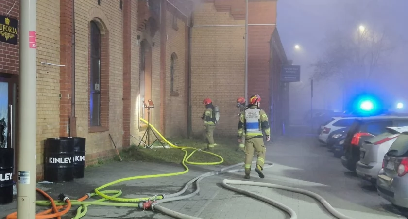 Pożar klubu Euforia wybuchł po 5 rano / fot. lubin.pl