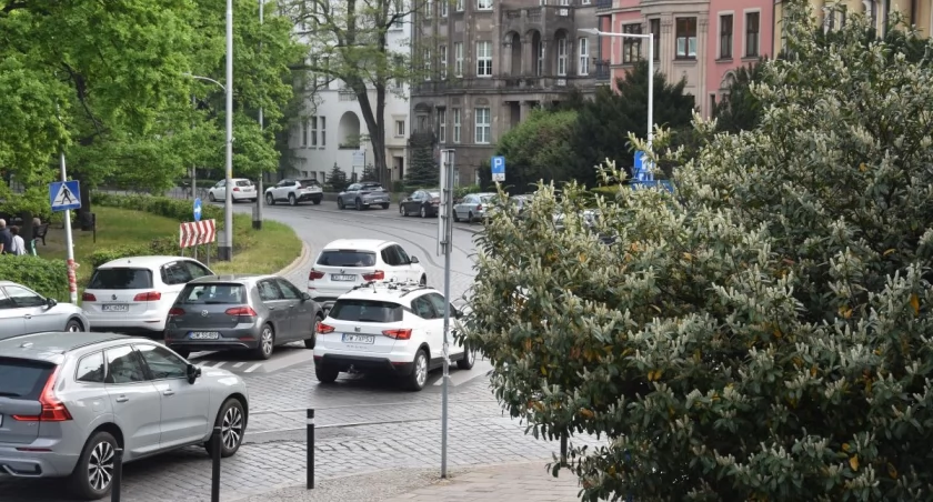 Plac Powstańców Śląskich / fot. Kinga Mierzwiak