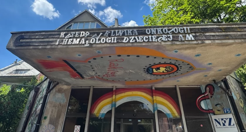Były szpital przy ul. Bujwida we Wrocławiu / fot. Karolina Kozakiewicz