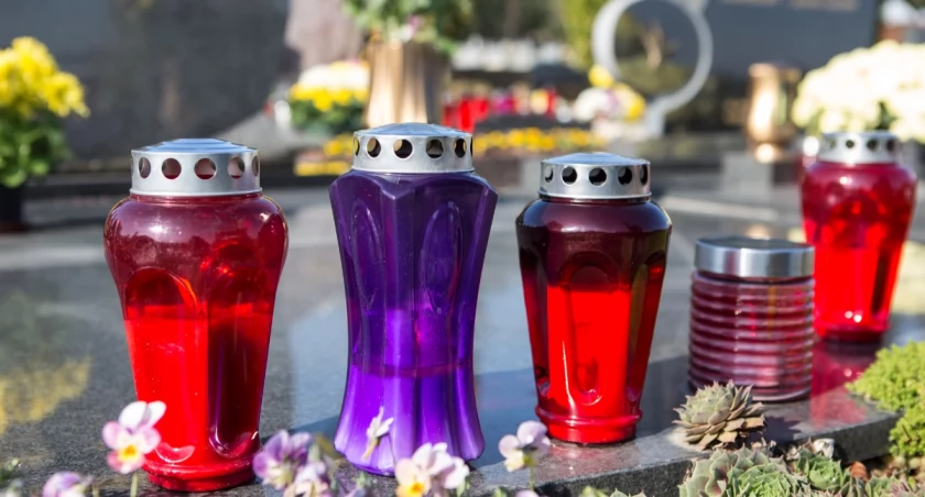 Zmarli we Wrocławiu - pogrzeby zaplanowane na 8.06.2026 – nekrologi fot. depositphotos