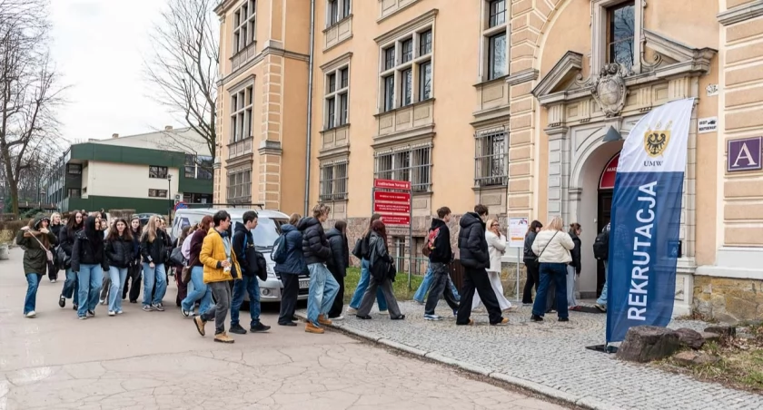 Rekrutacja na studia / fot. mat. Uniwersytetu Medycznego we Wrocławiu 