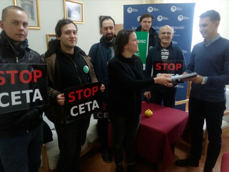 fot. Akcja Demokracja