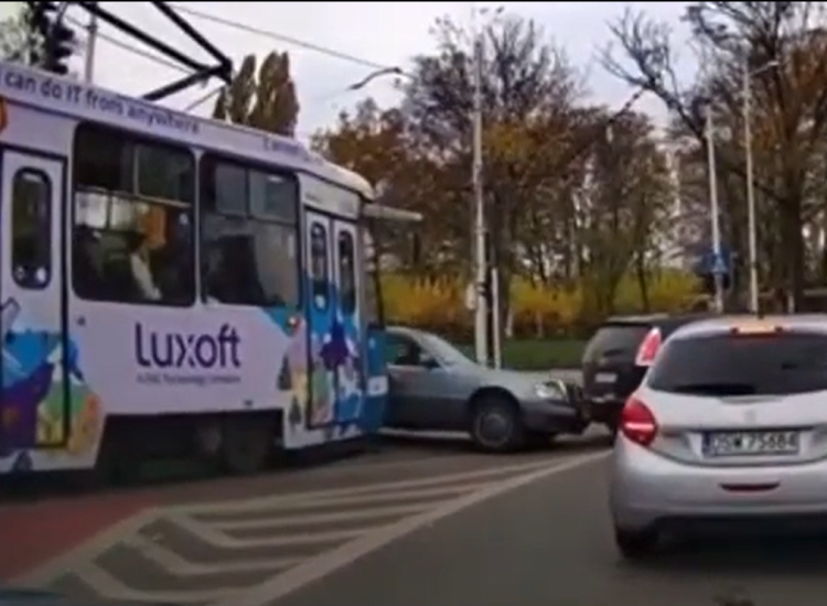 fot. Pomoc drogowa AUTO-HARD