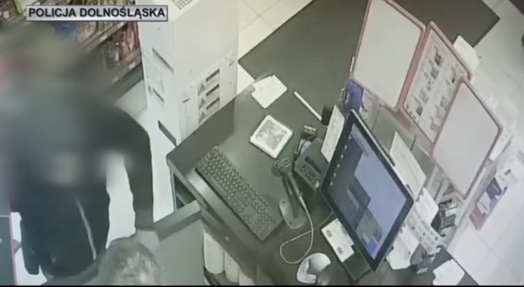 fot. Policja Dolnośląska/kadr z monitoringu
