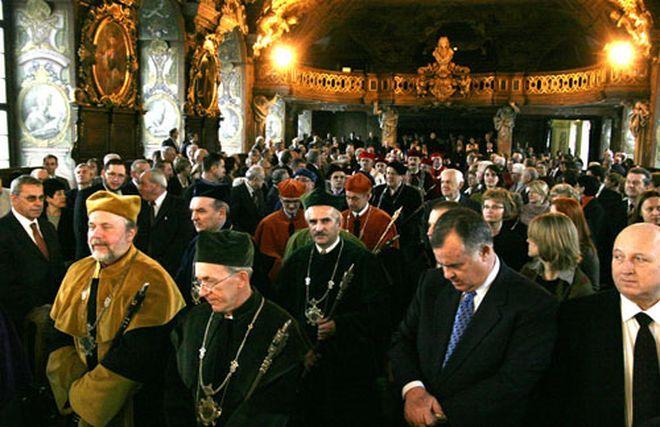 www.international.uni.wroc.pl