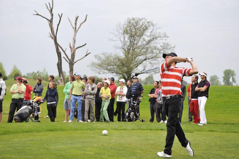 PRO-AM TOUR
