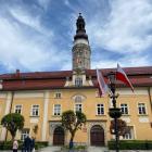  Barokowy ratusz w Bolesławcu. Dziś w budynku mieści się urząd miasta. | fot. Justyna...