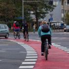 Połączenie tras rowerowych w sieć to m.in.:
Grabiszyńska - przy stacji benzynowej,...