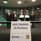 Podpisanie umowy nastąpiło na Stadionie Wrocław  Autor: MPK Wrocław