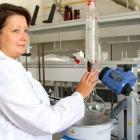 Dr Anna Żołnierczyk z Katedry Chemii Wydziału Nauk o Żywności UPWr owadami jako...