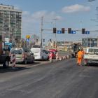 Remont nawierzchni sparaliżował ruch na alei Hallera we Wrocławiu.  Autor: Andrzej...