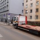 Kierowca ciężarówki obsługującej budowę przy ul. Komuny Paryskiej odmówił przyjęcia...