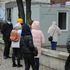 Kolejki do punktów wymazowych we Wrocławiu  Autor: Jakub Jurek