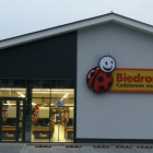 Karta Moja Biedronka to flagowa oferta portugalskiej sieci sklepów. Jest to program...