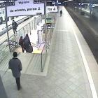 Nagranie z monitoringu Dworca Głównego we Wrocławiu  Autor: KMP Częstochowa