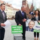 Kandydaci PSL przynieśli na konferencję prasową piec typu „koza”  Autor: bas
