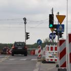 Skrzyżowanie Kosmonautów i Fieldorfa - kłopotliwa organizacja ruchu zastępczego  Autor:...