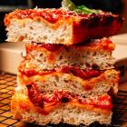 Detroit Style Pizza z pizzerii Blacha  Autor: mat. pras.