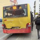 Kłopoty pasażerów MPK Wrocław: Wypadek tramwaju i autobusu miejskiego  Autor: Pasażerka...