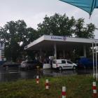 Stacja E.Leclerc przy ul. Zakładowej 2–4 oferuje benzynę Pb95 za ok. 6,49 zł za litr....