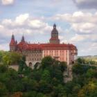   Zamek Książ  
 Położony godzinę drogi od Wrocławia zamek Książ robi wrażenie o...