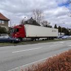 Wypadek na ulicy Wyścigowej. Auto zderzyło się z ciężarówką  Autor: Jakub Jurek