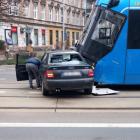 Do zderzenia doszło na ul. Jedności Narodowej. Na skrzyżowaniu z ul. Daszyńskiego są...