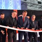 W czwartkowej uroczystości otwarcia nowej hali brali udział przedstawiciele Rządu RP i...
