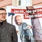 Protest przeciw sprzedaży działki deweloperowi: “Jacek nie przerżnij tego miasta”...