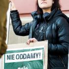 Protest przeciw sprzedaży działki deweloperowi: “Jacek nie przerżnij tego miasta”...