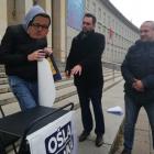 Premier w oślej ławce  Autor: Bartosz Senderek