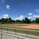 Baseball 
 
Na ul. Niepodległości 6 na Zakrzowie (niedaleko Pumptrack Zakrzów)...