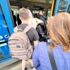 Po oddaniu tramwaju na Popowice ludzie nie mieszczą się w linii 31  Autor: Jakub Jurek