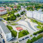  Miasto Oleśnica 

 Za 50-metrowe mieszkanie z ogr&oacute;dkiem na Ratajach w  Oleśnicy...